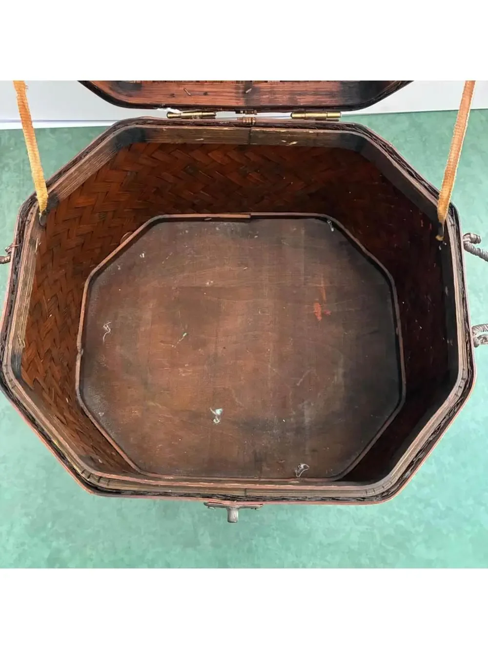 Vintage Octagonal Woven Bamboo Storage Box Basket Chest Brass Latch Asian Decor